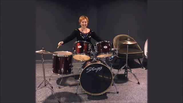 Ваш риэлтор-профи! Елена Маленкова Специалист в области недвижимости, юрист, блогер г.Киев (Ukraine смотреть онлайн