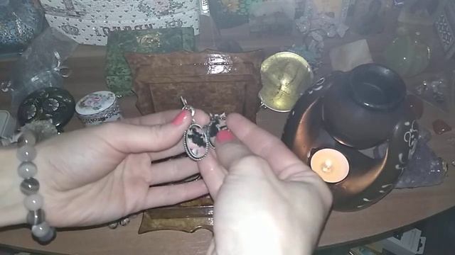 Родонит. Свойства камня. смотреть онлайн