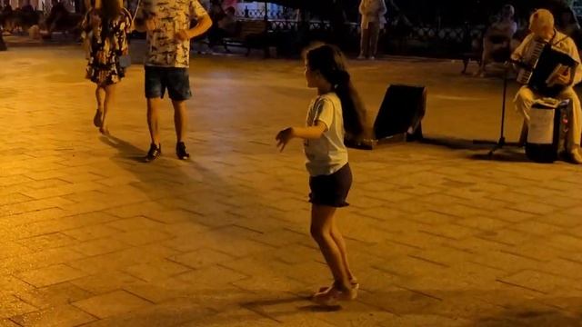 Крым.Алушта.Вечерняя набережняя смотреть онлайн