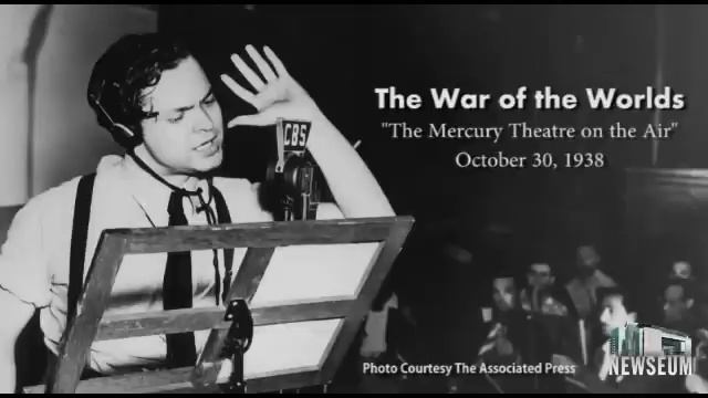 "War of the Worlds" 1938 Radio Broadcast смотреть онлайн