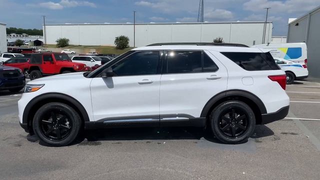 2020 Ford Explorer 20” Niche Wheel & Michelin Tire Upgrades Akins смотреть онлайн