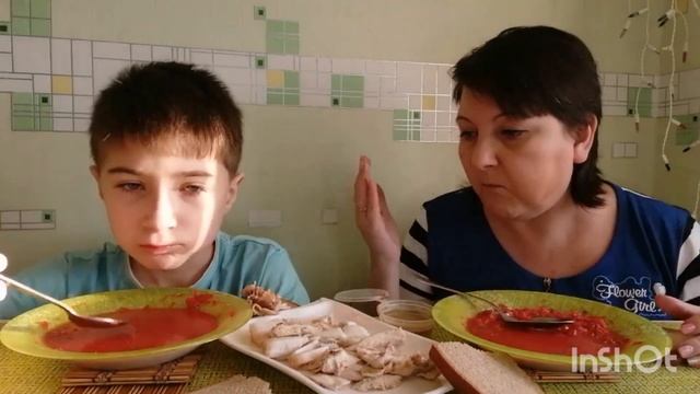 МУКБАНГ Борщ? с салом и горчичкой на обед, то, что надо?