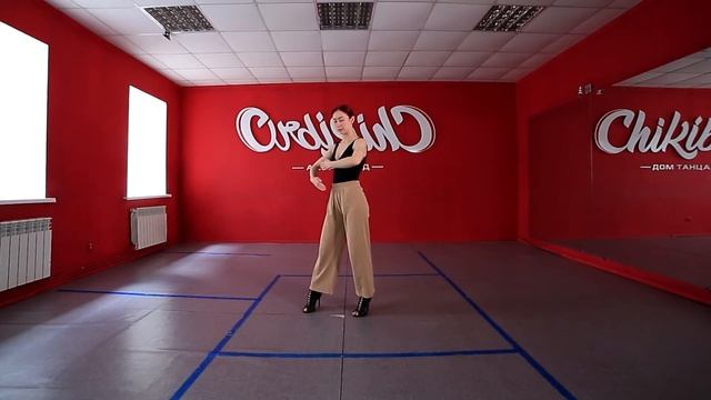 Учим связку в стиле High Heels c Элиной Музафаровой смотреть онлайн
