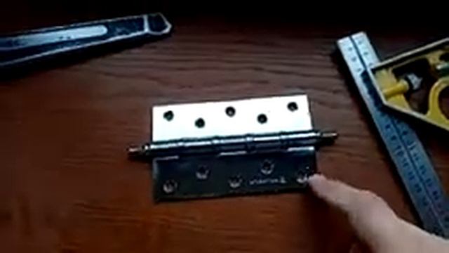 Как врезать петли в дверь. (УФК) смотреть онлайн