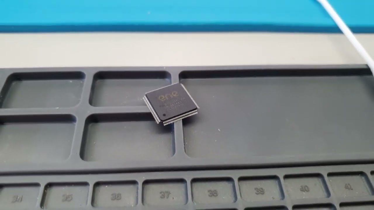 LA A996P тачпад не елозит смотреть онлайн