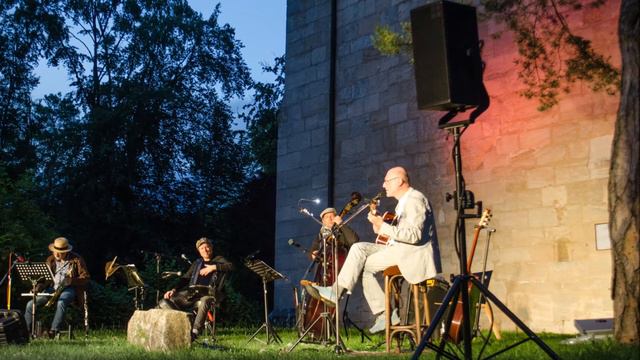 KD Mayer & Friends Grandes Exitos смотреть онлайн