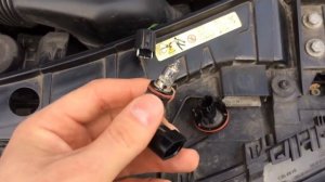 Замена лампочки ангельских глазок BMW X3 E83