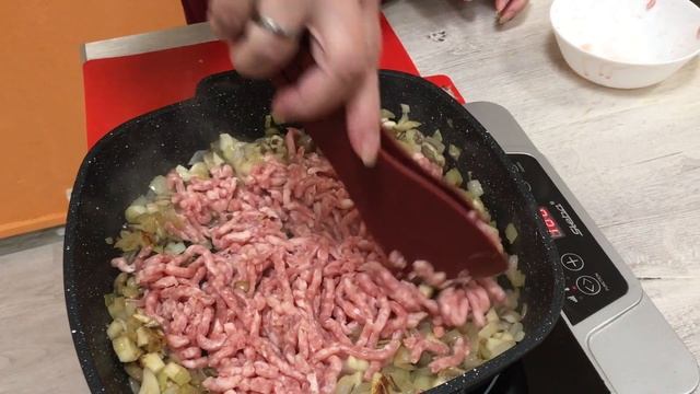 Картофельная запеканка в мармите. Новогодний рецепт. смотреть онлайн