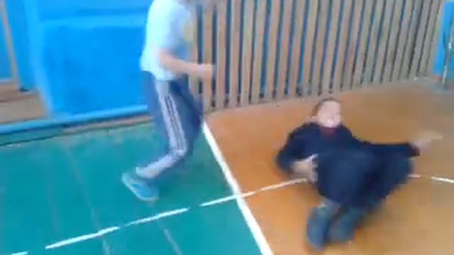 Алëша Попович и Карэн Магикян 18+ +100500 смотреть онлайн