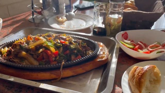 DaPanji Uygur Milliy Taomlari | Lagman | Street Food In Uzbekistan | Уличная еда в Узбекистане