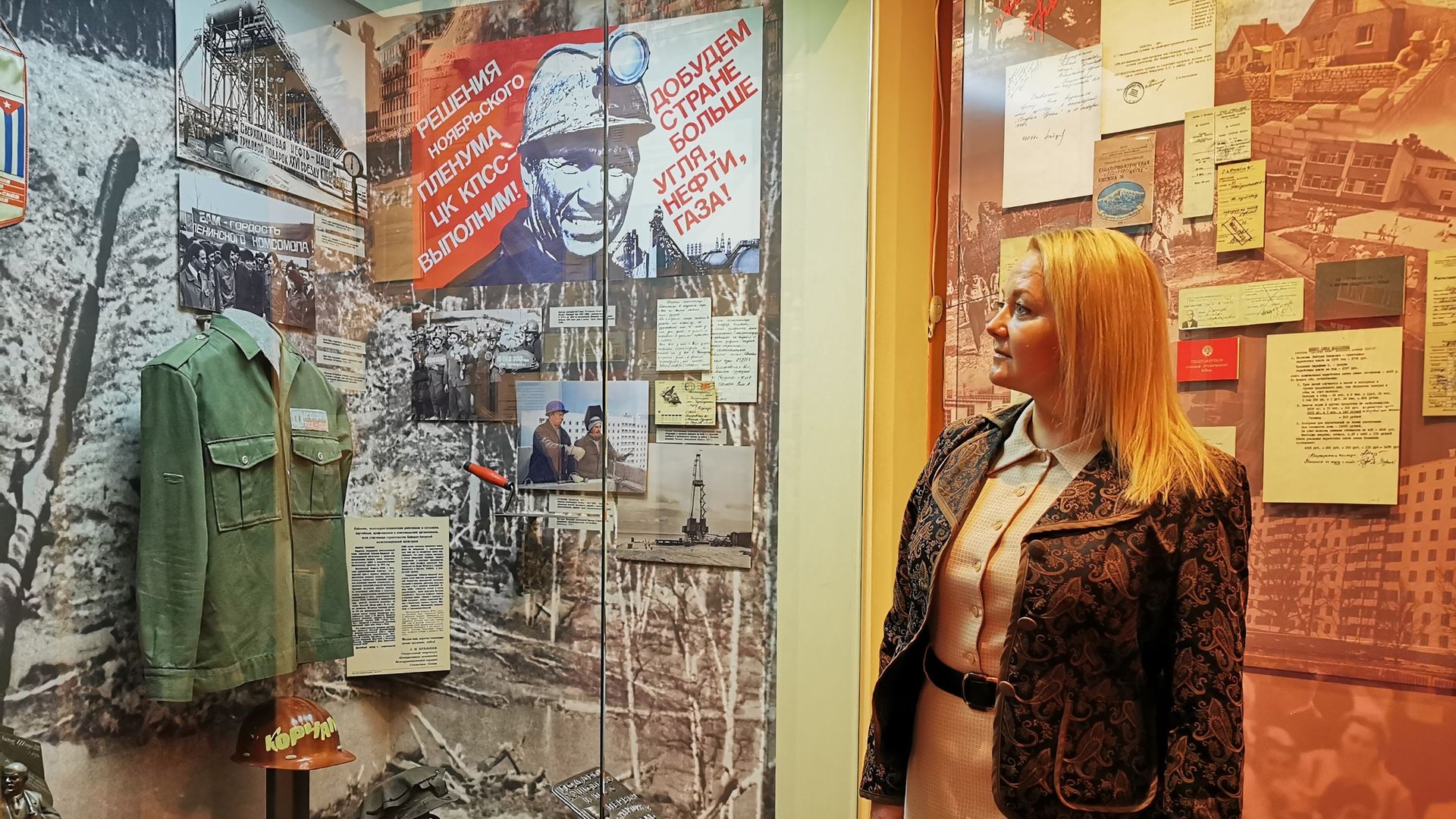 Любовь, комсомол и весна… 60-80е XX века. Музей политической истории России. Мой Санкт-Петербург смотреть онлайн