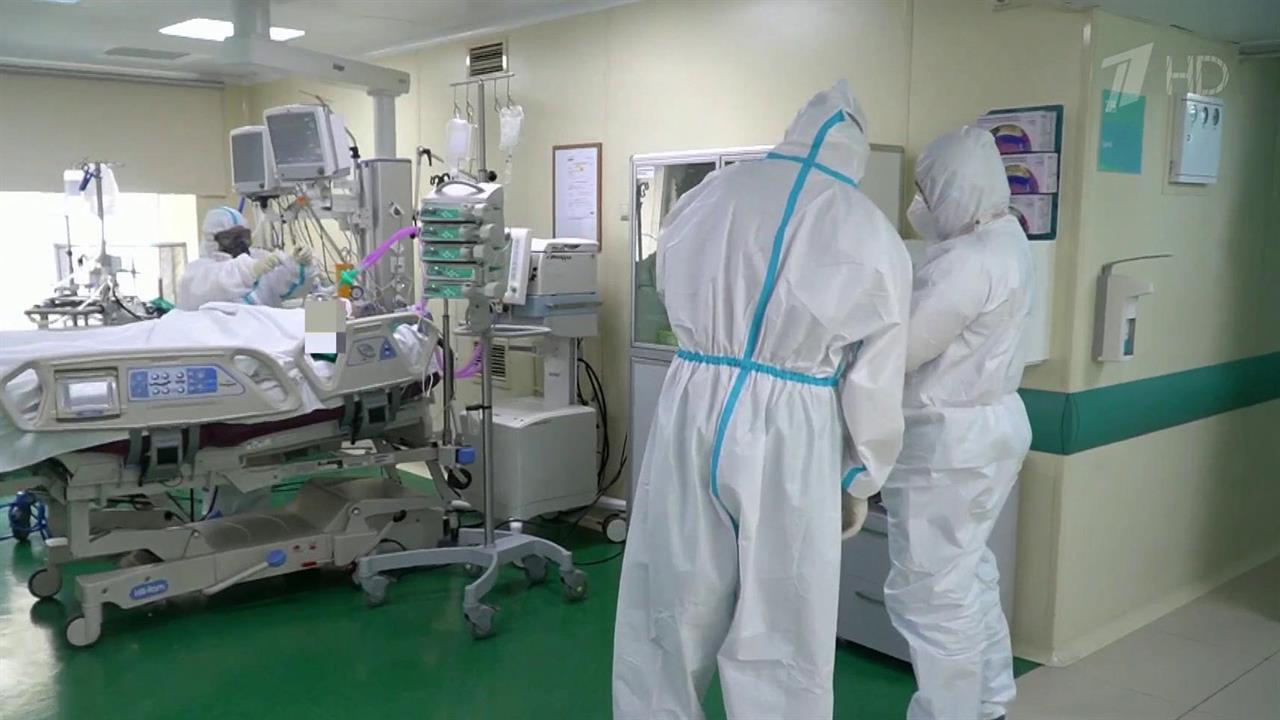 Новых случаев COVID-19 по России зафиксировано за сутки чуть более девяти тысяч