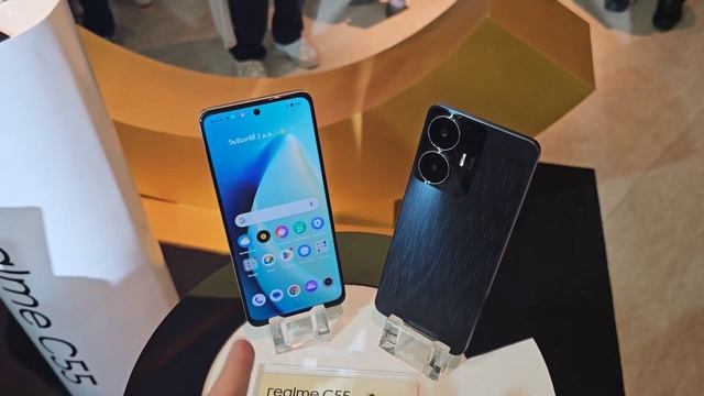 VLOG : พาชม realme C55, realme 10T 5G รุ่นเล็ก สเปกโหด! смотреть онлайн