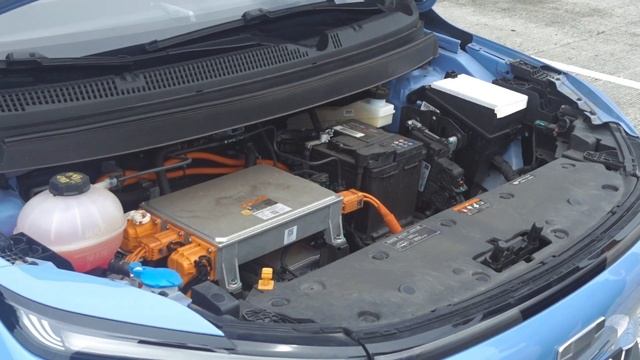 ¿Un auto eléctrico accesible? | Review GEELY GEOMETRY-E | El Profe Jetti | Bahia Motors Panamá смотреть онлайн