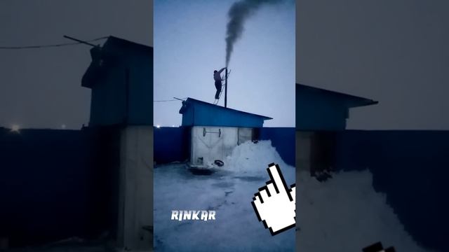 Решили почистить печь в бане! Но что то пошло не так! смотреть онлайн