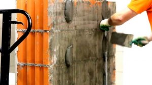 Правильная установка маяков на фасад при помощи смеси EM