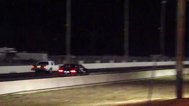 1986 Crown Victoria Dragstrip Run 4 03/23/12 смотреть онлайн
