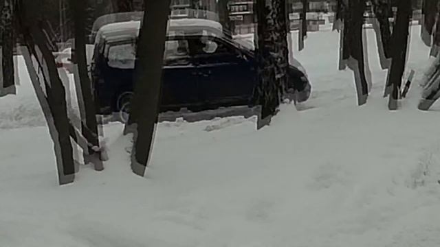 Покатались по снегу на Ладе Надежде. Первый выезд. смотреть онлайн