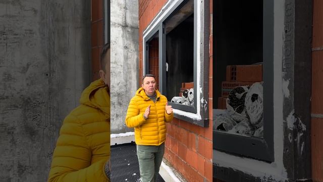 ОТ ОКОН НЕ БУДЕТ ХОЛОДНО #дом #панорамноеокно #стройка смотреть онлайн