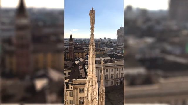 На крыше миланского собора Дуомо смотреть онлайн