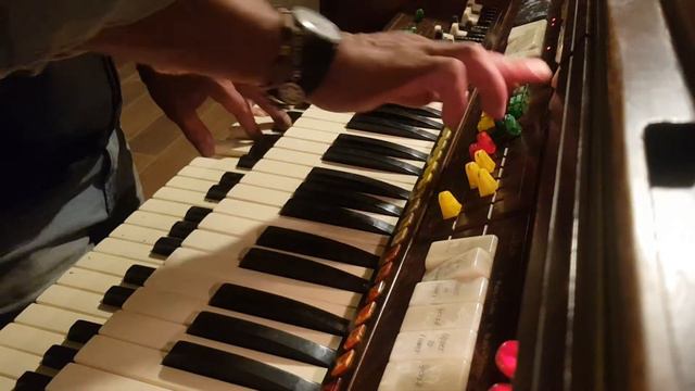 Farfisa Pergamon - "Mike Night" смотреть онлайн