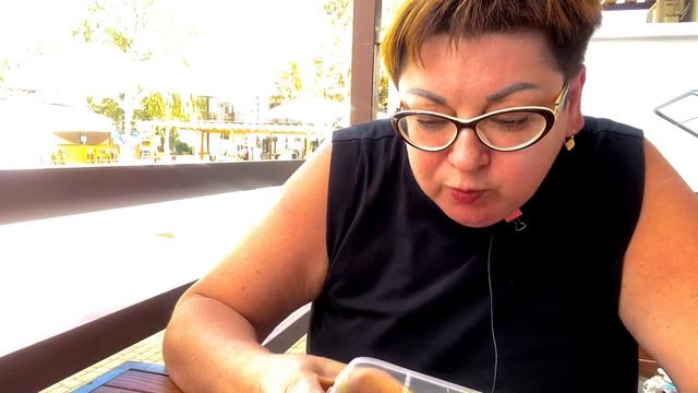 МУКБАНГ/ЭТО ПОЧТИ ВСЕ ЖРУТ НА ОТДЫХЕ/