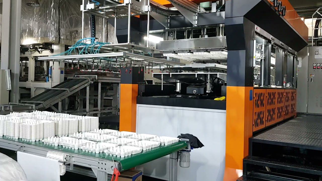 Линия горячего формования IPP-1310A - работа оборудования смотреть онлайн