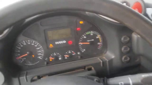 Iveco Stralis arranque de una смотреть онлайн