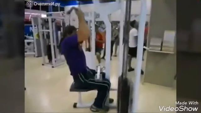 Смейся до слёз-попробуй не за смеяться.