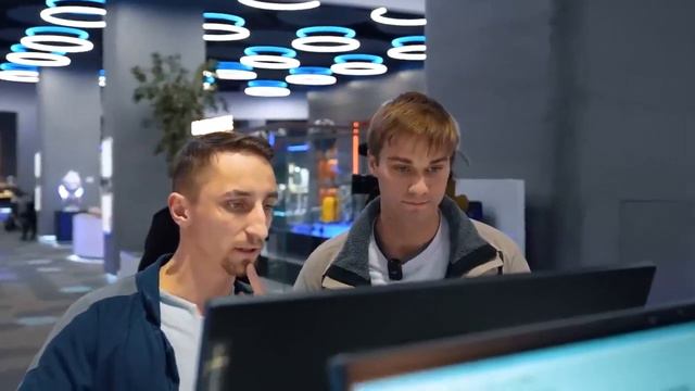 Литвин купил айфон 15 про макс подписчику смотреть онлайн