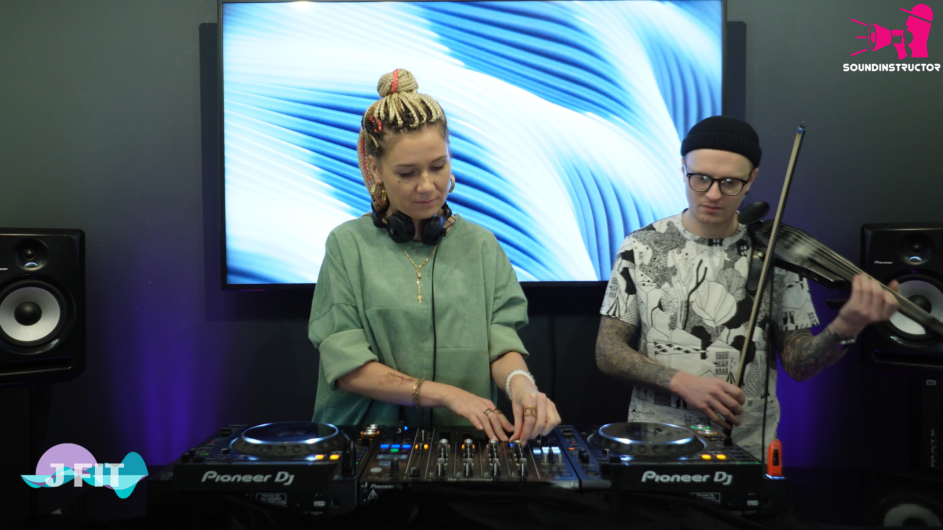 DJ JFit & Nike Demin(Violin) On Soundinstructor Studio Moscow 24.11.2022