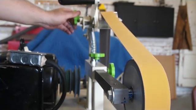 New Grinder 2 X 72 смотреть онлайн
