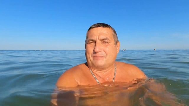 #Анапа. Сегодня 31.07.2023. Чёрное море. Центральный пляж. Утро 7.00. Воздух 23. Море 25. Купание. смотреть онлайн