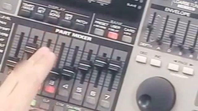 Ibanez ES2 + Roland JP-8080 + Yamaha PSS-680 + Roland MC-505 смотреть онлайн