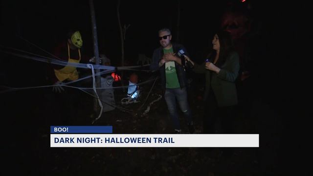 Travel back in time at The Dark Night: Halloween Trail смотреть онлайн
