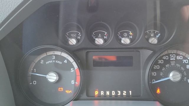 Cold Start - 2016 Ford F-550 - 6.8 liter V10 смотреть онлайн