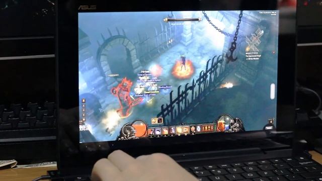 Diablo 3 - ASUS Transformer T300 with keyboard смотреть онлайн