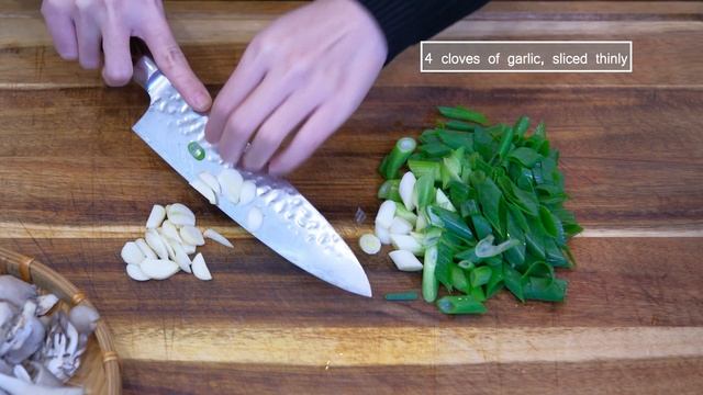 3 Minute Recipe - Oyster Mushroom Side Dish (Tastes Better Than Meat)