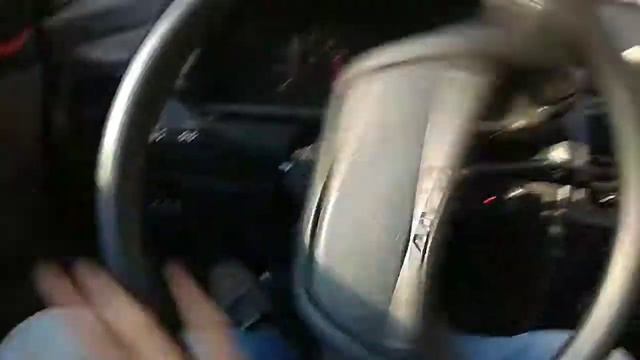 Шум при повороте руля налево. Ваз 2112. смотреть онлайн