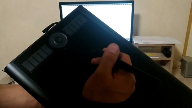 GAOMON M10K PRO ГРАФИЧЕСКИЙ ПЛАНШЕТ ДОСКА ДЛЯ РИСОВАНИЯ 10x6,25 дюймов, с 10 клавиш быстрого доступ смотреть онлайн
