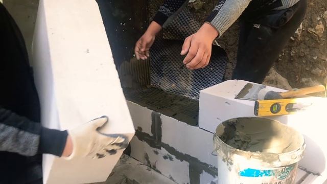 ИЗ ЧЕГО ЛУЧШЕ СТРОИТЬ ДОМ В КРЫМУ / РАКУШЕЧНИК ИЛИ ГАЗОБЕТОН / ЦЕНЫ НА СТРОИТЕЛЬСТВО смотреть онлайн