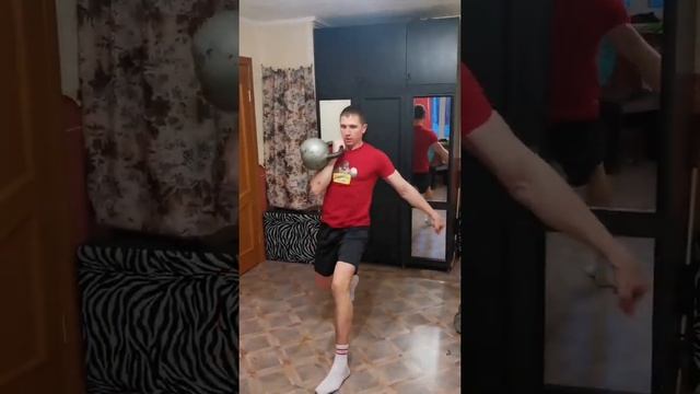 "УПРАЖНЕНИЯ С ГИРЕЙ" Эффективный комплекс упражнений смотреть онлайн