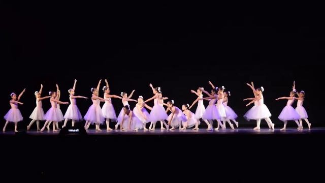 Ballet Dance - Mia's Spring Dance Recital 2018 (Champion Studio, El Paso) смотреть онлайн