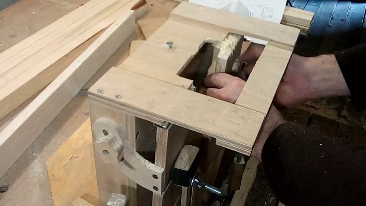 Самодельная шипорезка. Позиционирование деталей. смотреть онлайн