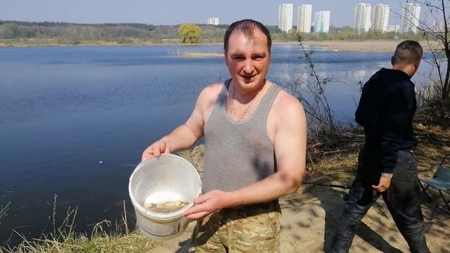 Клев карася 24.04.19 озеро"Зеркальное" смотреть онлайн
