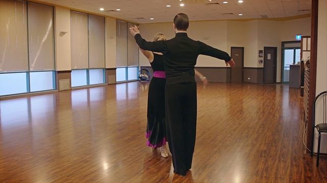 Slow Foxtrot Basic & Advanced Routine | Ballroom Mastery TV смотреть онлайн