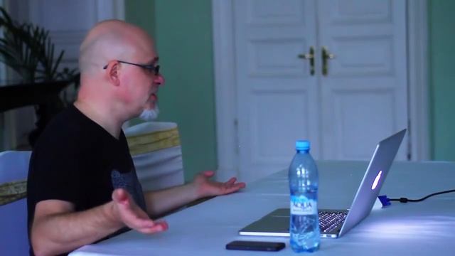 Лекция Арсения Сергеева «Стрит арт — искусство героев» смотреть онлайн