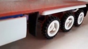 Truck volvo 1/32 welly