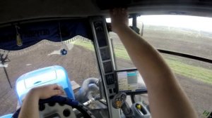 Органы управления трактором New Holland T9505