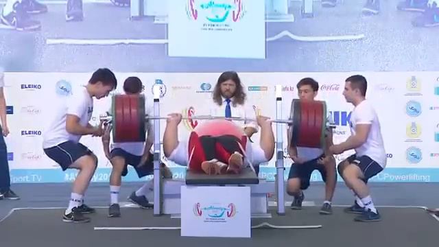 650 lb / 295 kg Raw Bench - Rahman Siamand (2015) смотреть онлайн